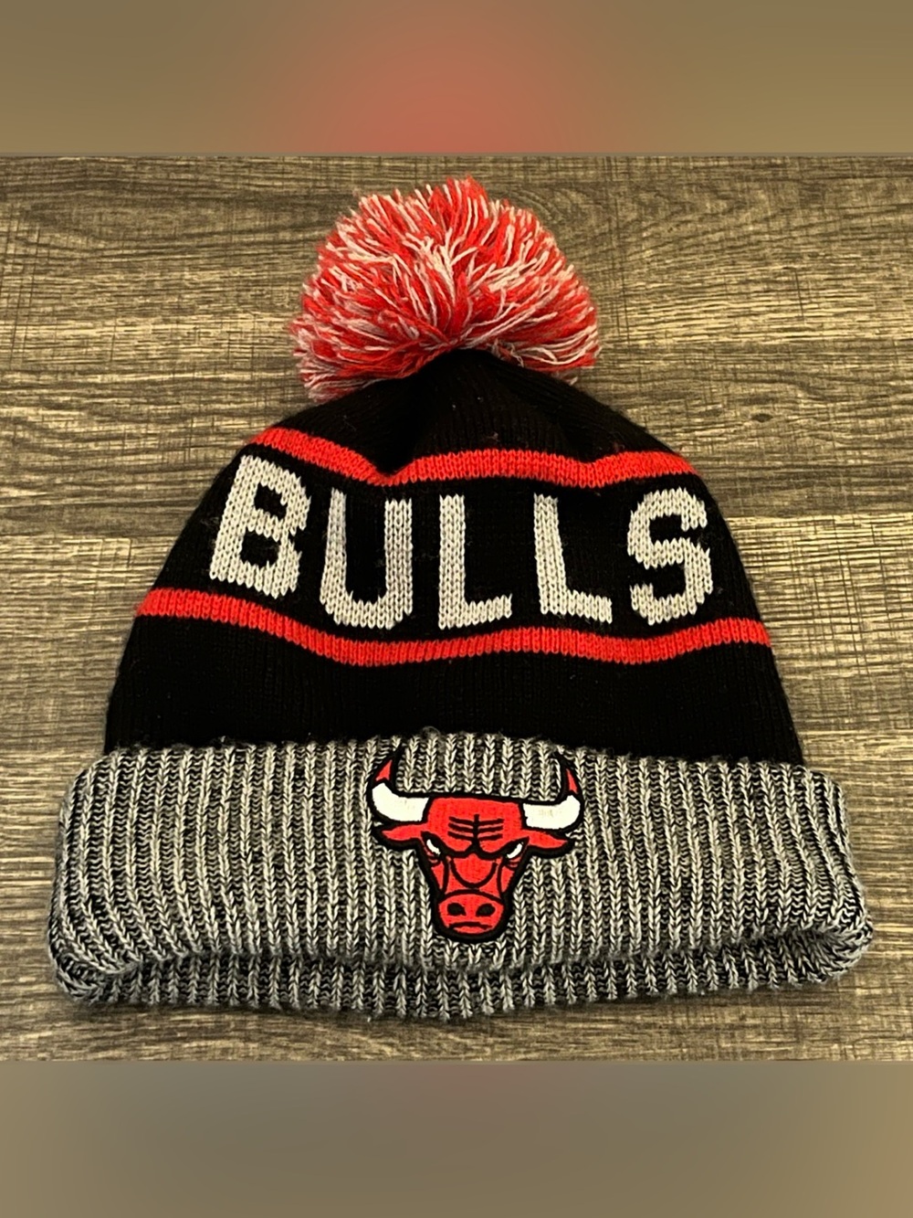 New Era NBA Chicago Bulls Team Logo Beanie Adult One Size Beanie